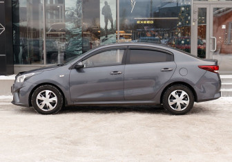 Подержанный автомобиль Kia Rio Sedan 2021 года (8 фото)