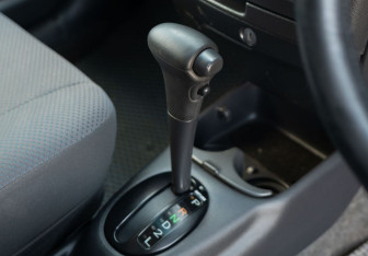 Подержанный автомобиль Toyota Probox 2008 года (14 фото)