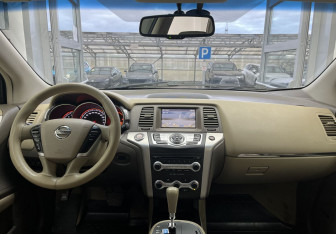 Подержанный автомобиль Nissan Murano Suv 2010 года (8 фото)