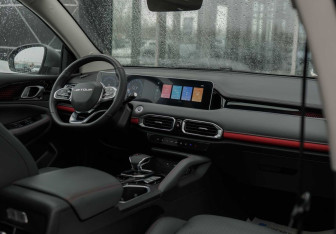 Подержанный автомобиль Jetour X50 2024 года (10 фото)