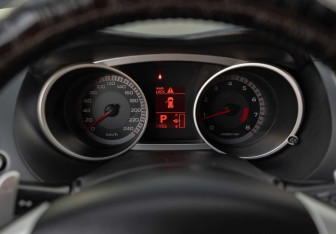 Подержанный автомобиль Mitsubishi Outlander 2007 года (12 фото)