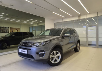 Подержанный автомобиль Land Rover Discovery Sport 2018 года (1 фото)