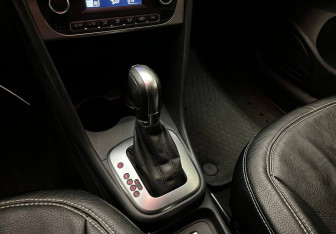 Подержанный автомобиль Volkswagen Polo Sedan 2017 года (13 фото)