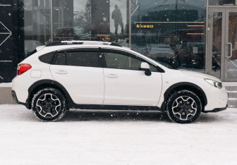 Подержанный автомобиль Subaru XV 2013 года (4 фото)