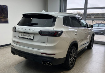 Подержанный автомобиль Chery Tiggo 8 Pro Max 2022 года (7 фото)