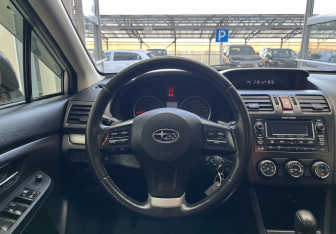 Подержанный автомобиль Subaru Impreza Hatchback 2012 года (9 фото)