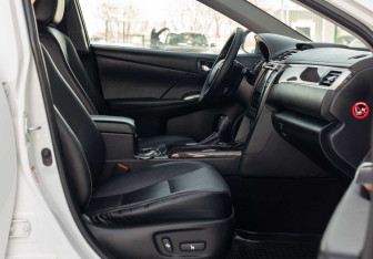 Подержанный автомобиль Toyota Camry Sedan 2016 года (21 фото)