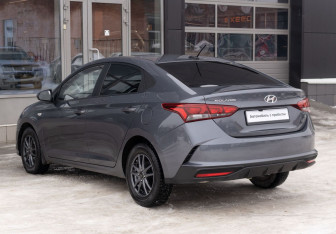 Подержанный автомобиль Hyundai Solaris Sedan 2021 года (7 фото)