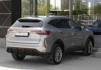 Подержанный автомобиль Haval F7 2024 года (5 фото)