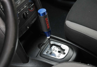 Подержанный автомобиль Peugeot 207 Hatchback 2007 года (15 фото)