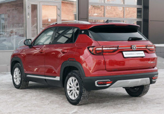 Подержанный автомобиль Changan CS35PLUS 2019 года (7 фото)