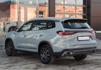 Подержанный автомобиль Chery Tiggo 8 Pro Max 2024 года (7 фото)