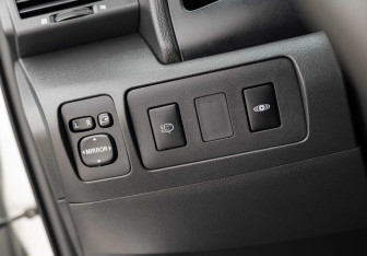 Подержанный автомобиль Toyota Camry Sedan 2007 года (17 фото)