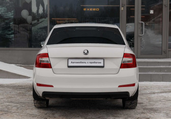 Подержанный автомобиль Skoda Octavia Wagon 2013 года (6 фото)