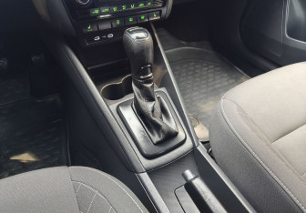 Подержанный автомобиль Skoda Rapid Liftback 2020 года (13 фото)