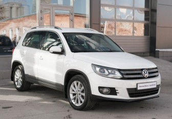 Подержанный автомобиль Volkswagen Tiguan 2013 года (3 фото)