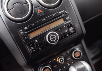 Подержанный автомобиль Nissan Qashqai 2010 года (14 фото)