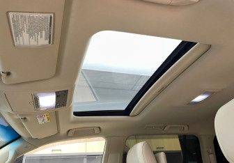 Подержанный автомобиль Lexus LX 2014 года (19 фото)