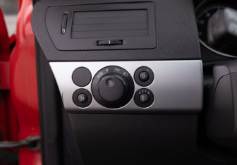 Подержанный автомобиль Opel Astra Hatchback 2010 года (19 фото)