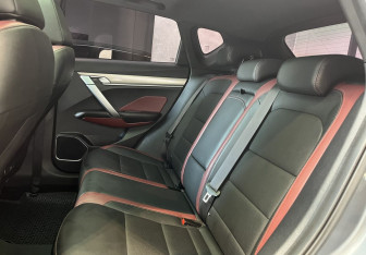 Подержанный автомобиль Geely Coolray 2021 года (14 фото)
