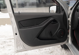 Подержанный автомобиль LADA (ВАЗ) Granta Sedan 2014 года (15 фото)