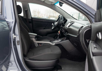 Подержанный автомобиль Kia Sportage 2014 года (17 фото)