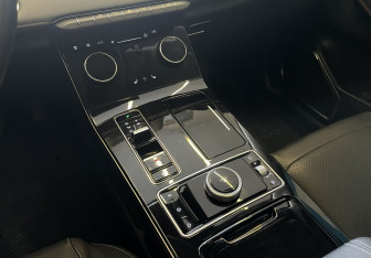 Подержанный автомобиль Exeed LX 2022 года (13 фото)