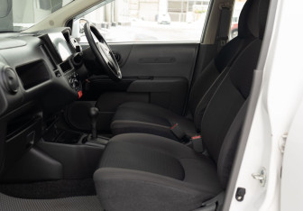 Подержанный автомобиль Nissan AD 2020 года (18 фото)