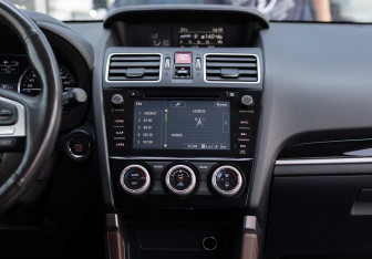 Подержанный автомобиль Subaru Forester Suv 2016 года (15 фото)