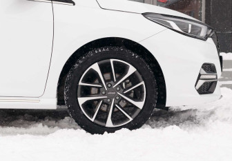 Подержанный автомобиль Omoda S5 2023 года (9 фото)