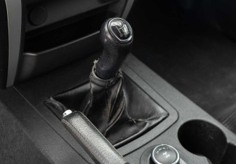 Подержанный автомобиль УАЗ Patriot 2016 года (16 фото)