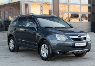 Подержанный автомобиль Opel Antara 2008 года (3 фото)
