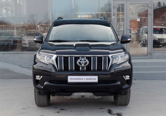 Подержанный автомобиль Toyota Land Cruiser Prado 2019 года (2 фото)