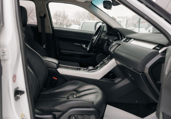 Подержанный автомобиль Land Rover Range Rover Evoque 2012 года (19 фото)