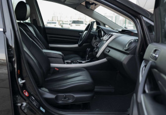 Подержанный автомобиль Mazda CX-7 2011 года (22 фото)