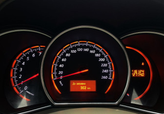 Подержанный автомобиль Nissan Murano Suv 2011 года (10 фото)