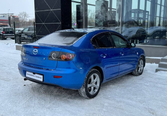 Подержанный автомобиль Mazda 3 Sedan 2005 года (5 фото)
