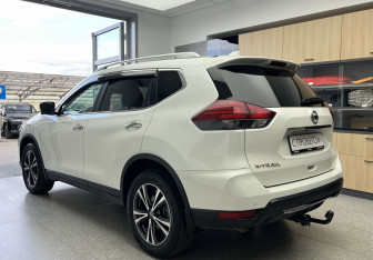 Подержанный автомобиль Nissan X-Trail 2021 года (6 фото)