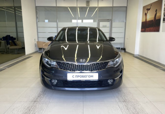 Подержанный автомобиль Kia K5 2017 года (2 фото)