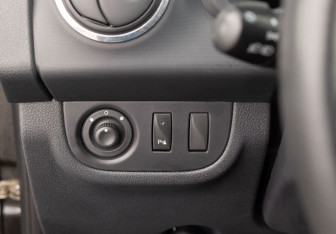 Подержанный автомобиль Renault Sandero 2017 года (17 фото)