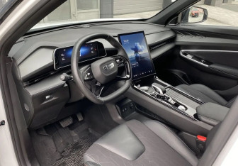 Подержанный автомобиль Geely Cityray 2024 года (14 фото)