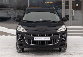 Подержанный автомобиль Peugeot 4007 2012 года (2 фото)