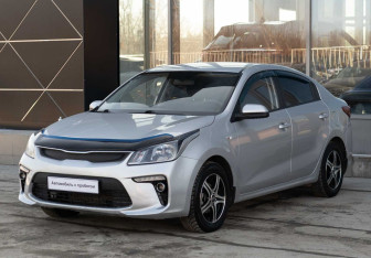 Подержанный автомобиль Kia Rio Sedan 2017 года (1 фото)