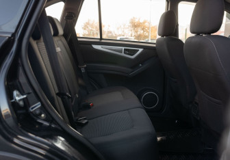 Подержанный автомобиль Lifan X60 2017 года (19 фото)