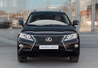 Подержанный автомобиль Lexus RX 2013 года (2 фото)