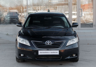 Подержанный автомобиль Toyota Camry Sedan 2006 года (2 фото)