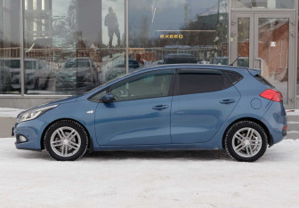Подержанный автомобиль Kia Ceed Hatchback 2014 года (8 фото)
