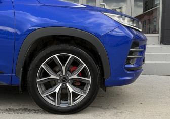 Подержанный автомобиль Exeed LX 2023 года (7 фото)