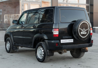 Подержанный автомобиль УАЗ Patriot 2014 года (7 фото)