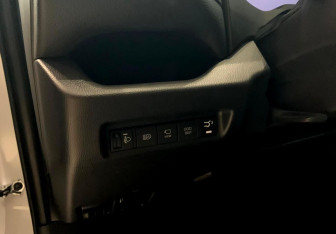 Новый Toyota RAV4 2025 (16 фото)